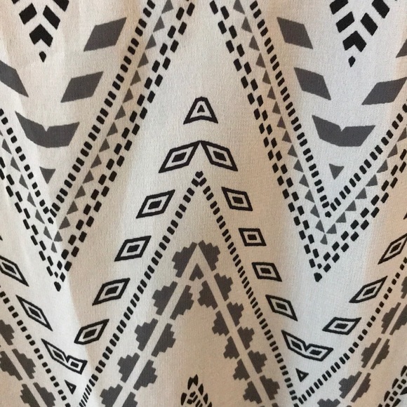 Fun tank top - Picture 2 of 3